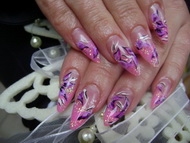 porci,akrillal díszítve