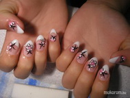 Akrillal készült 2