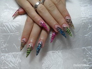 csillámos tigris mintával