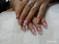 rózsaszín virágos