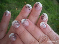 Apró virágos nonfiguratív