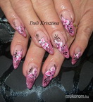 Éva néni bevállalós nagyi