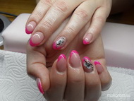 Rózsaszín Móninak