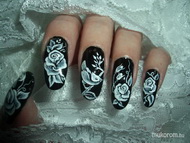 Best Nails - feketén fehéren