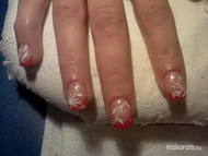 piros véggel fehér akril dekor