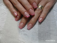 rózsaszín virágos