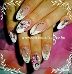 mandula köröm akril díszítés
