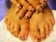 Best Nails - kéz és láb