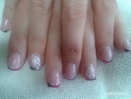 Zselé akril rózsával