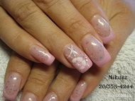 rózsaszín virágos