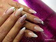 Porcelán műköröm