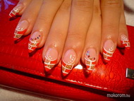 Adriennek nyári piros