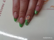 Zselé porcival akril díszítéssel