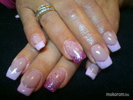 Porcelán gél lakk díszitéssel