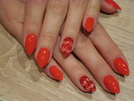 Felirattal variálva