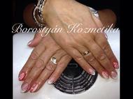 akril díszítés gyöngyökkel