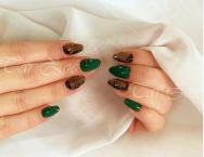 Porcelán géllakkal 