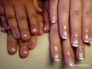 saját köröm lakkozás