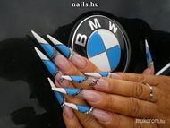 porcelán akril díszítéssel