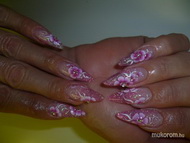 porcelán köröm virágokkal