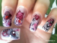 lapitott porci virággal