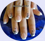 fehéren fekete virágminta