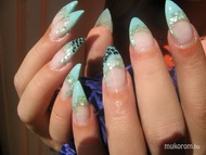 Zöld törtkagylós akrilos