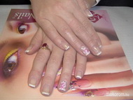 Gel Lac francia akril virággal