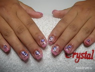 Barbikának első körme