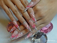 Best Nails - pinky trend
