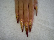 zselés körmök ,akril