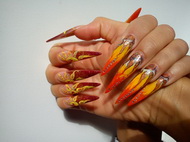 zselés körmök ,akril