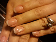 zselés körmök ,akril