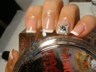 Zselé-Akril díszítéssel