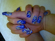 Best Nails - Viki lila körme...a fotón kéknek látszik..