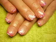 Pink Törtkagyló Akril Rózsával