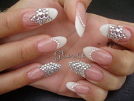 Orsika meg volt elégedve.