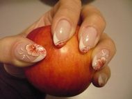 Best Nails - zselé akrillal