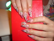 Best Nails - .