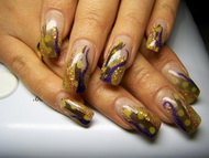 Töltés elött - tollas, csillis díszítés