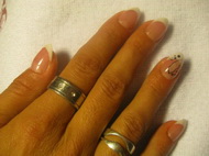 Porcelán, beéített kagylólappal