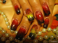 saját körömre beépített toll