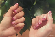 Kriszti bordó virágokkal