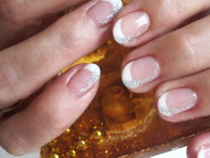 Zselés körömerősítés