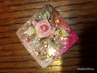 Rózsás porci medál