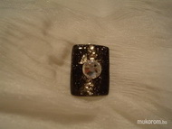 Elegáns fekete gyűrű