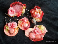Joyas hechas con porcelana