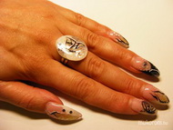 Best Nails - Fehér és fekete kagylólappal