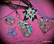 ékszerek  beépített fémkarikák