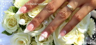 Dalma esküvői körmei